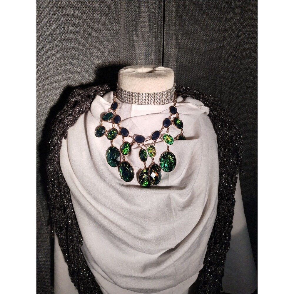 Necklace - Picture 5 of 5